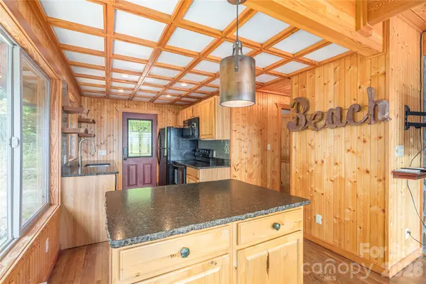 121 Mountainview RD, Asheville, NC 28806