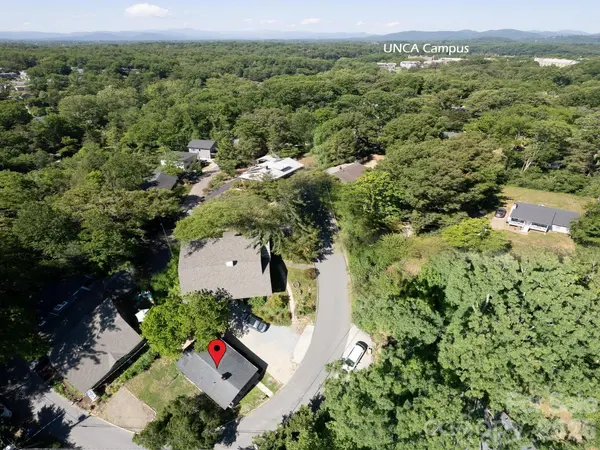 24 Chatham RD, Asheville, NC 28804