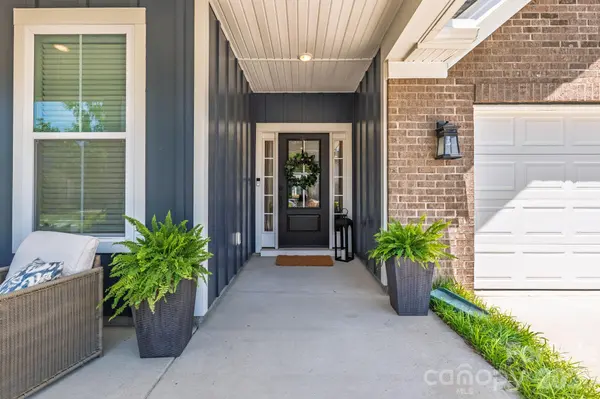 6271 Six String CT, Fort Mill, SC 29708