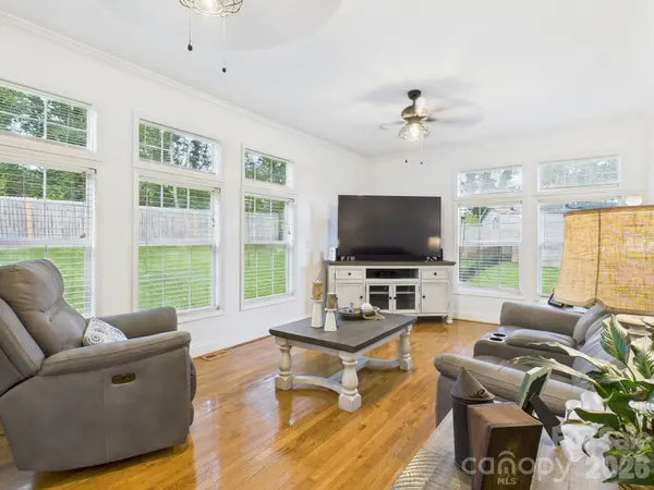 6093 Spartan DR, Hudson, NC 28638