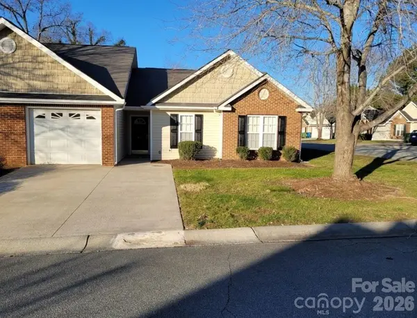 115 Edinburgh CT,  Mount Holly,  NC 28120