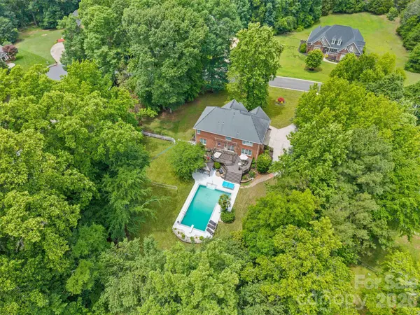 1321 Yellowood CT, Rock Hill, SC 29732