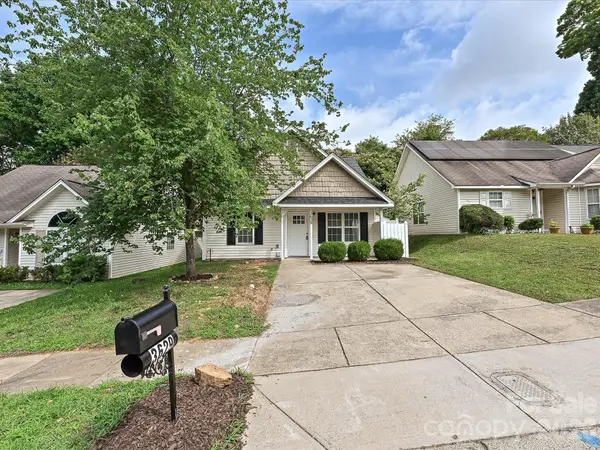 3629 Silver Ore LN, Charlotte, NC 28216