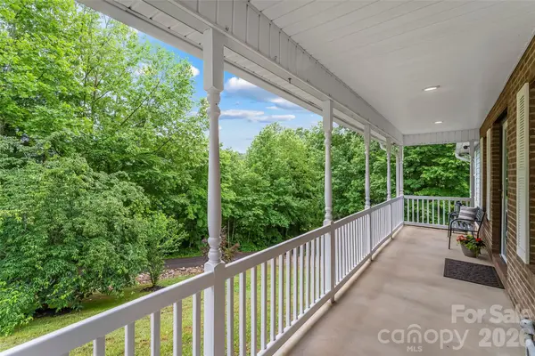 570 Pleasant View DR, Marion, NC 28752