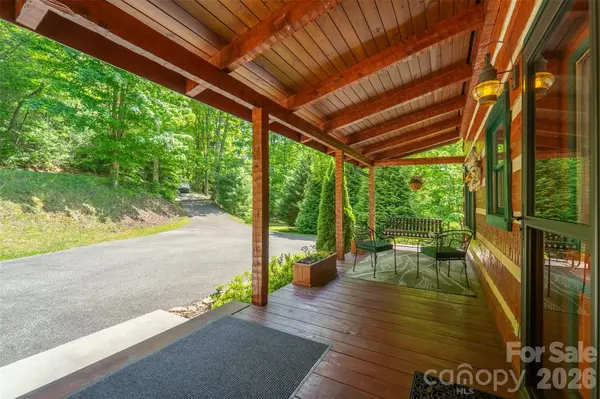 468 Old Yellow Branch RD, Robbinsville, NC 28771