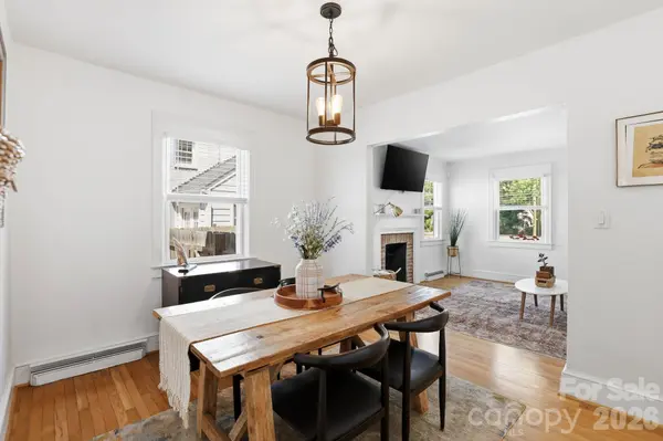 3748 The PLZ, Charlotte, NC 28205