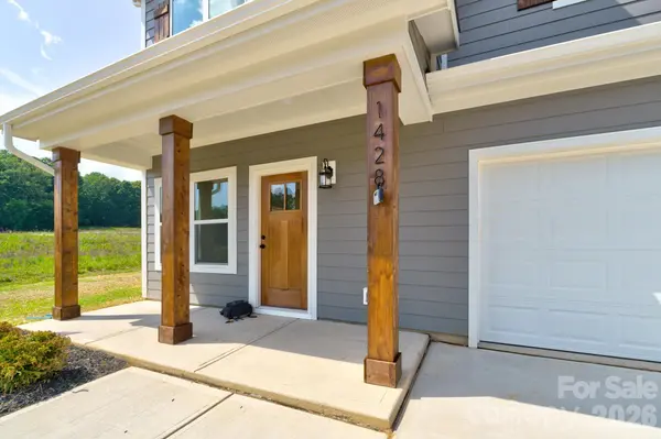 1428 Tryon Courthouse RD, Bessemer City, NC 28016