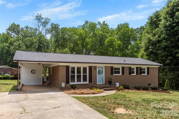2109 Hollandale DR, Gastonia, NC 28054