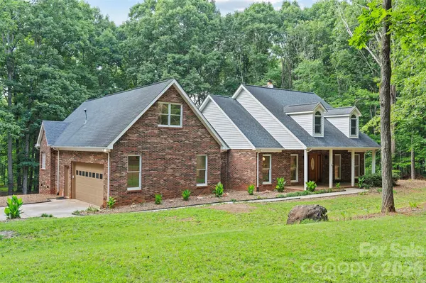 5904 Polk Mountain DR, Marshville, NC 28103