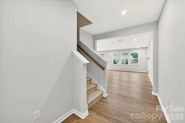 512 Webster LN, Cramerton, NC 28032