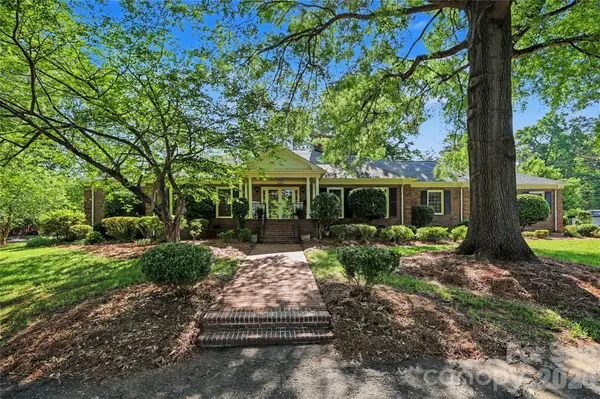 930 Scotch DR, Gastonia, NC 28054