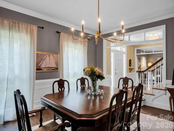 708 Barington PL, Matthews, NC 28105