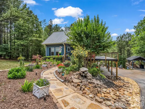 391 Clearwater Pkwy, Rutherfordton, NC 28139