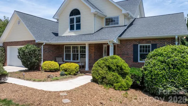 610 40th Avenue LN NW, Hickory, NC 28601