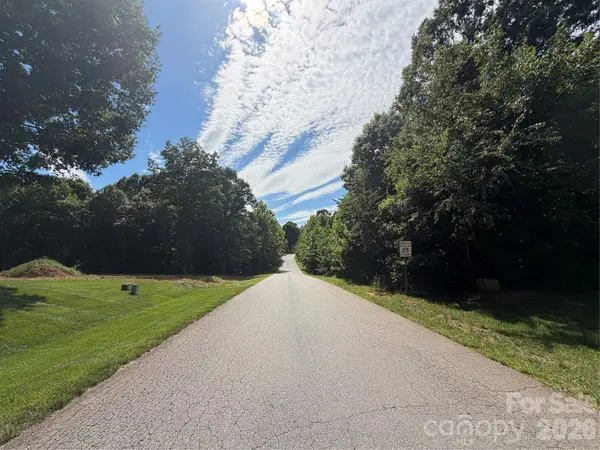 111 Houpe Ridge LN, Statesville, NC 28625