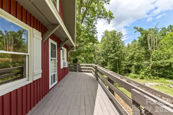 47 Fir CIR, Canton, NC 28716