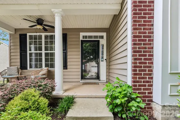 13713 Delstone DR, Huntersville, NC 28078