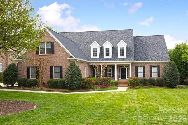 8707 Calumet Farms DR, Waxhaw, NC 28173