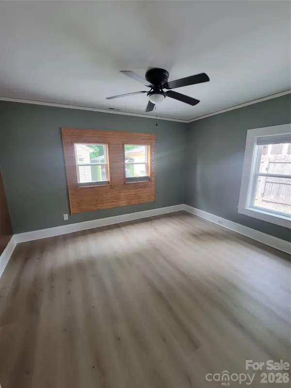 422 Gaston AVE, Belmont, NC 28012