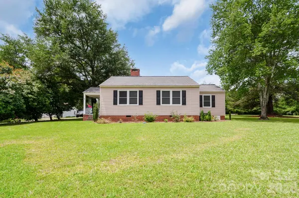 1604 Converse ST, Lancaster, SC 29720