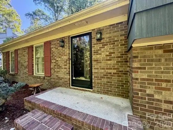 845 Cherokee PL SW, Lenoir, NC 28645