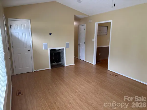812 Whites Farm RD, Statesville, NC 28625