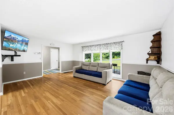102 Stacybrook DR SE, Concord, NC 28025