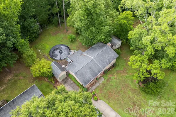 102 Stacybrook DR SE, Concord, NC 28025
