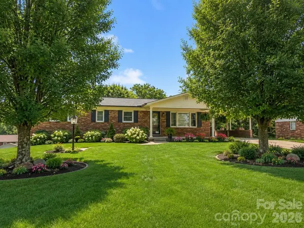 620 Central ST, Hudson, NC 28638