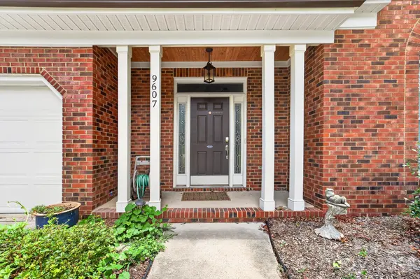 9607 Clifton Meadow DR, Matthews, NC 28105