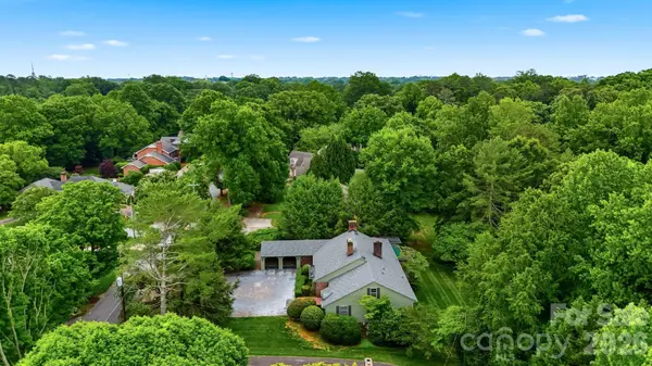 1811 5th ST NW, Hickory, NC 28601