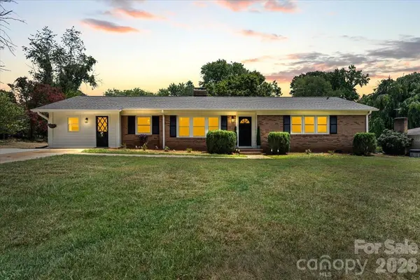 1614 Kenmore DR,  Statesville,  NC 28625