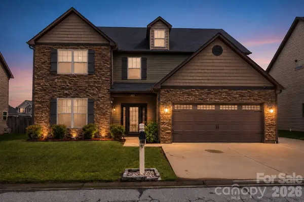 181 Alligator DR,  Fletcher,  NC 28732