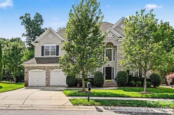 3124 Grandeur RD, Charlotte, NC 28269