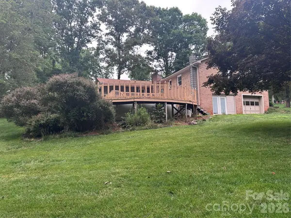 523 Boxwood ST, Hudson, NC 38638