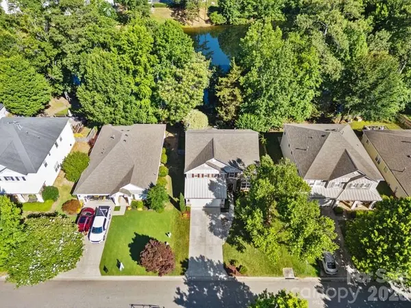 132 Rose Tree LN, Fort Mill, SC 29715