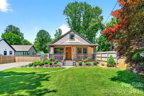 219 Flat Creek RD, Black Mountain, NC 28711