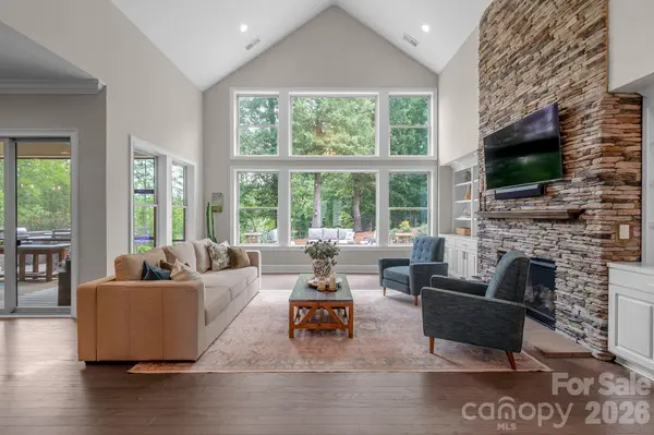 421 Vintage Creek DR, Weddington, NC 28104