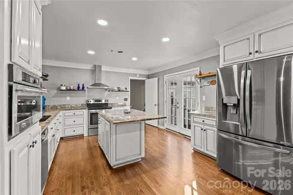 117 Robinson AVE, Matthews, NC 28104
