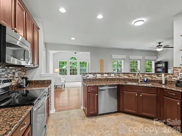 305 Hydrangea DR, Clover, SC 29710