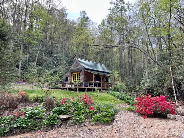 204 Rush Creek RD, Black Mountain, NC 28711