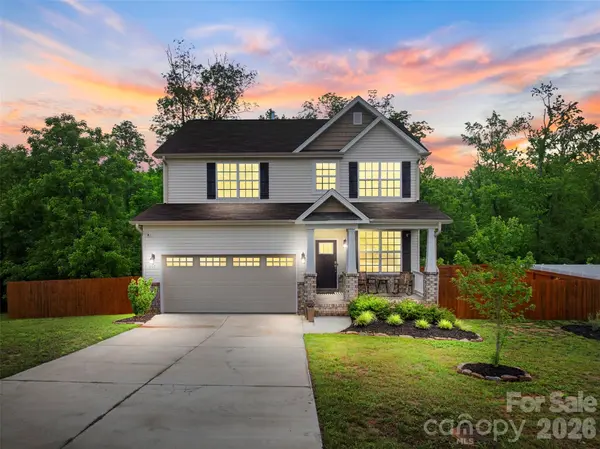 497 Mahogany DR #32, Thomasville, NC 27360