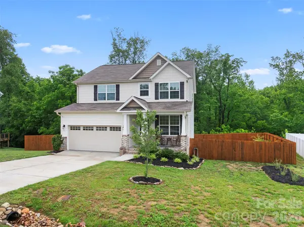 497 Mahogany DR #32, Thomasville, NC 27360