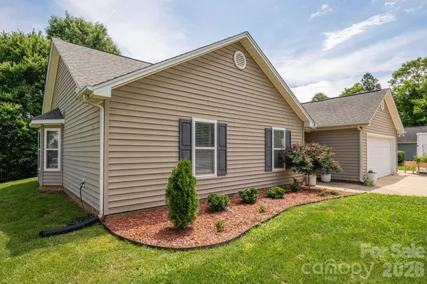 7219 Pompano PL, Gastonia, NC 28056
