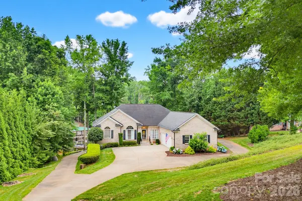 197 April RD, Troutman, NC 28166