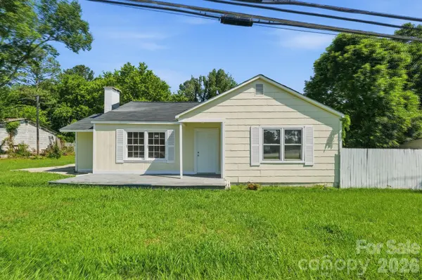 1208 E Arch ST, Lancaster, SC 29720