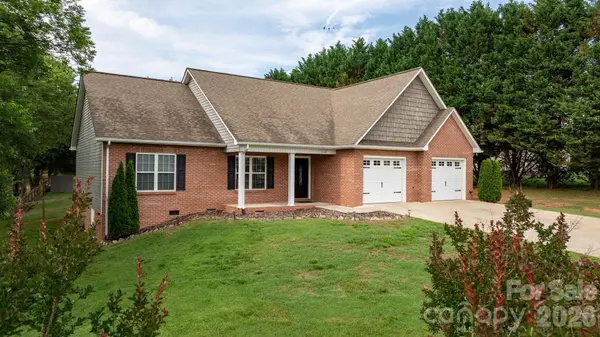 5326 Stonegate Farm DR, Granite Falls, NC 28630