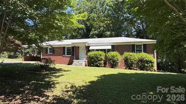 150 31st AVE NW, Hickory, NC 28601