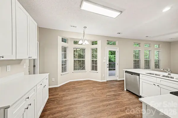4619 Kirkgard TRL, Charlotte, NC 28269