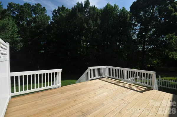 127 Pavillion LN, Mooresville, NC 28117